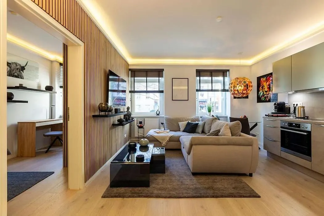 Berlin Central I Sunshine 2-Br Apartment I 62M2